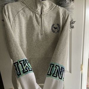Victoria’s Secret Pink quarter zip palm print L🌴